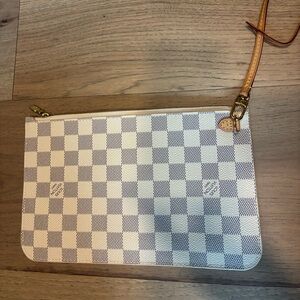 Louis Vuitton White and Gray Checkered Wristlet